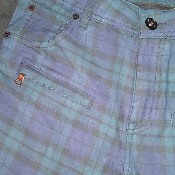 8IGHTH/DSTRKT - Picture 4 of 8